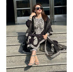 Pakistani salwar kameez