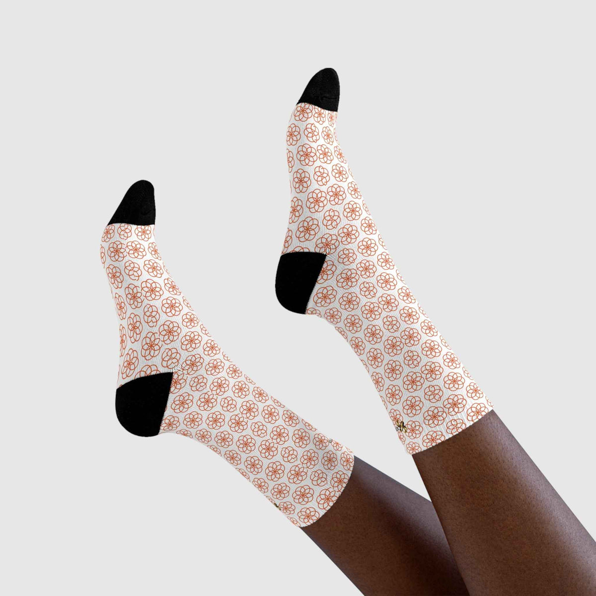 ESTID Unisex Socken | Geometrisches Muster & Schwarze Kontraste