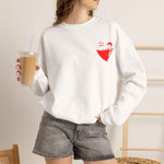 Damen Oversized Sweatshirt „Grunge Heart“ – Premium Baumwollmix Pullover mit rotem Herz-Print Namma Markt