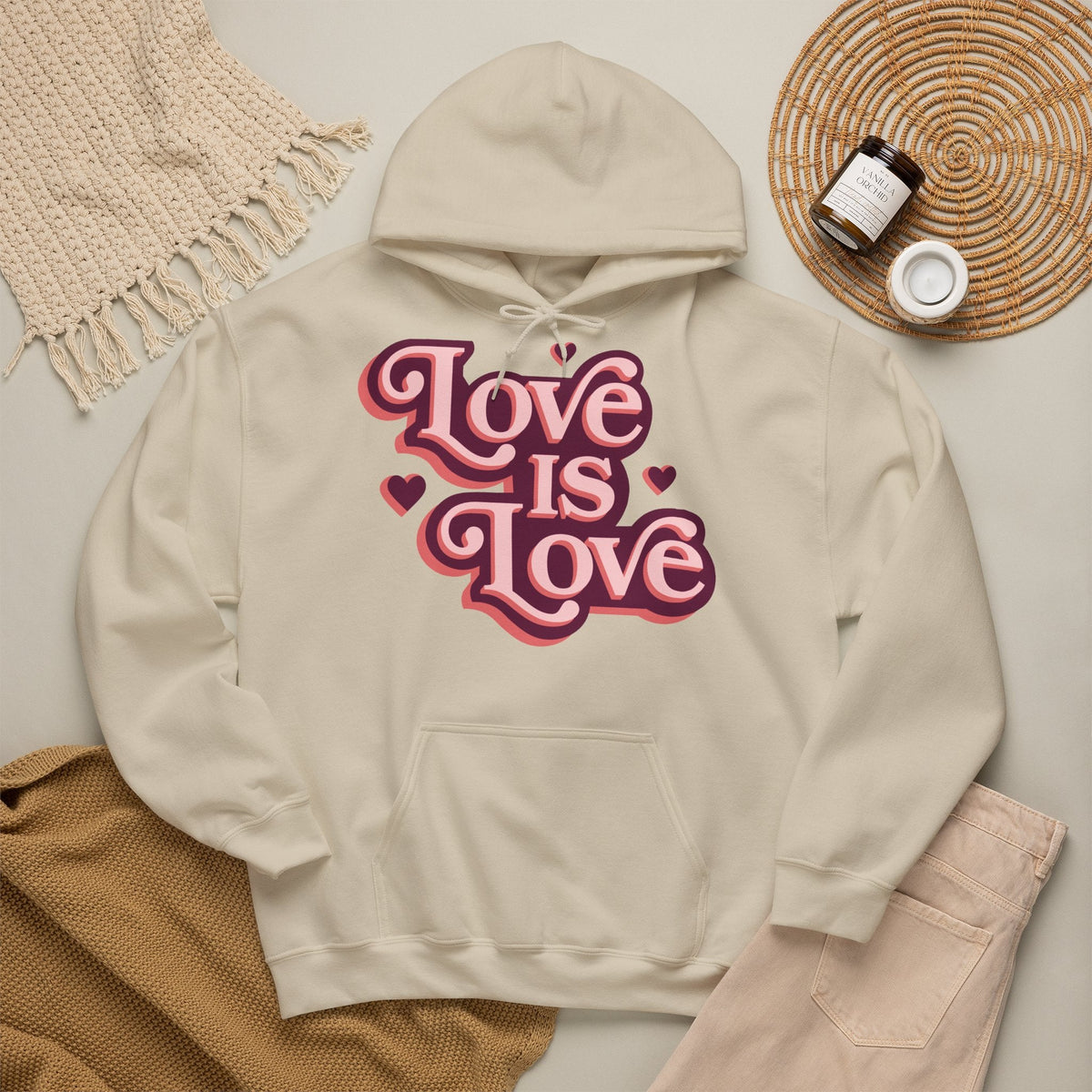Love Is Love Hoodie – Retro Herz Pride Kapuzenpullover