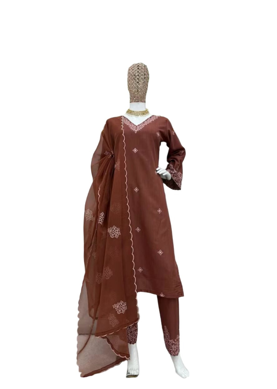 Pakistani suit Sets For Eid