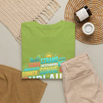 Strandurlaub T-Shirt – Retro Sonnenuntergang mit Palmen & ‚Urlaub‘ Wortwolke