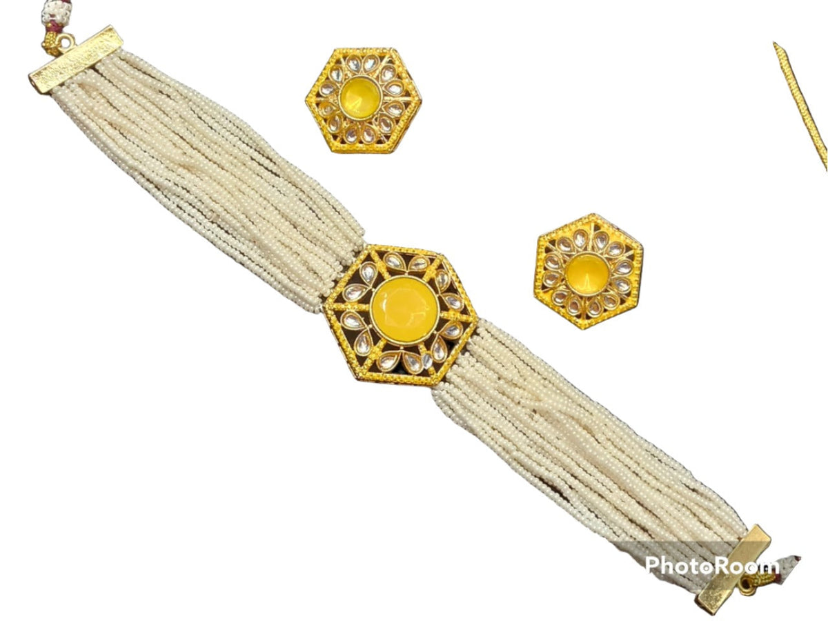 Kundan Chokar set
