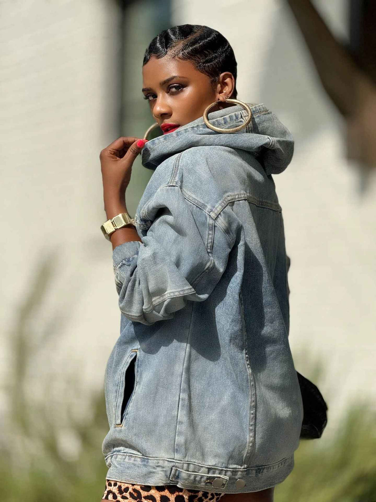 Damen Denim Oversized Hoodie „Urban Edge“ – Premium Jeans-Kapuzenpullover im Vintage-Look