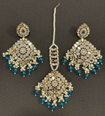 Mirror Kundan Earrings With Maang Tikka