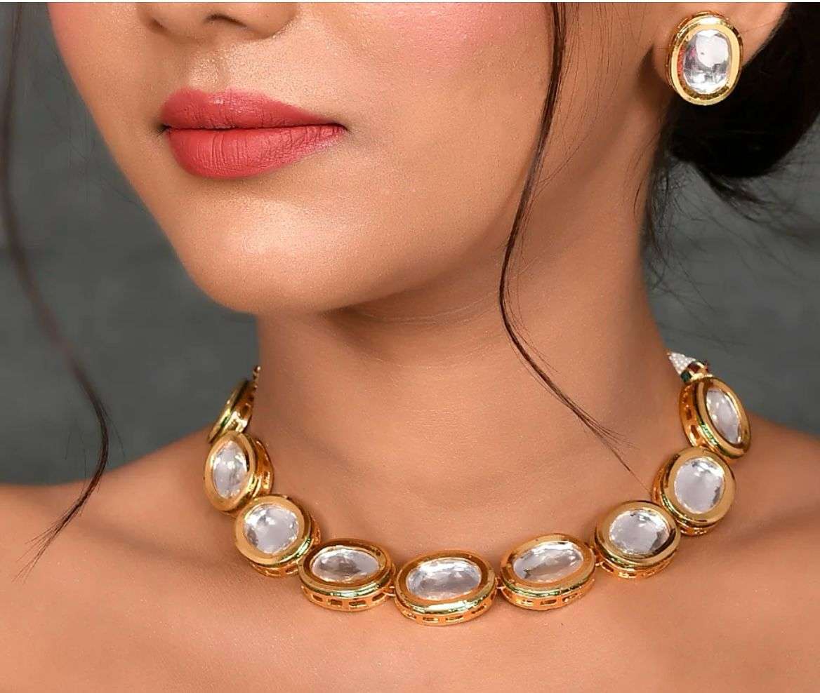 Gold-Plated White Kundan-Studded Jewellery Set