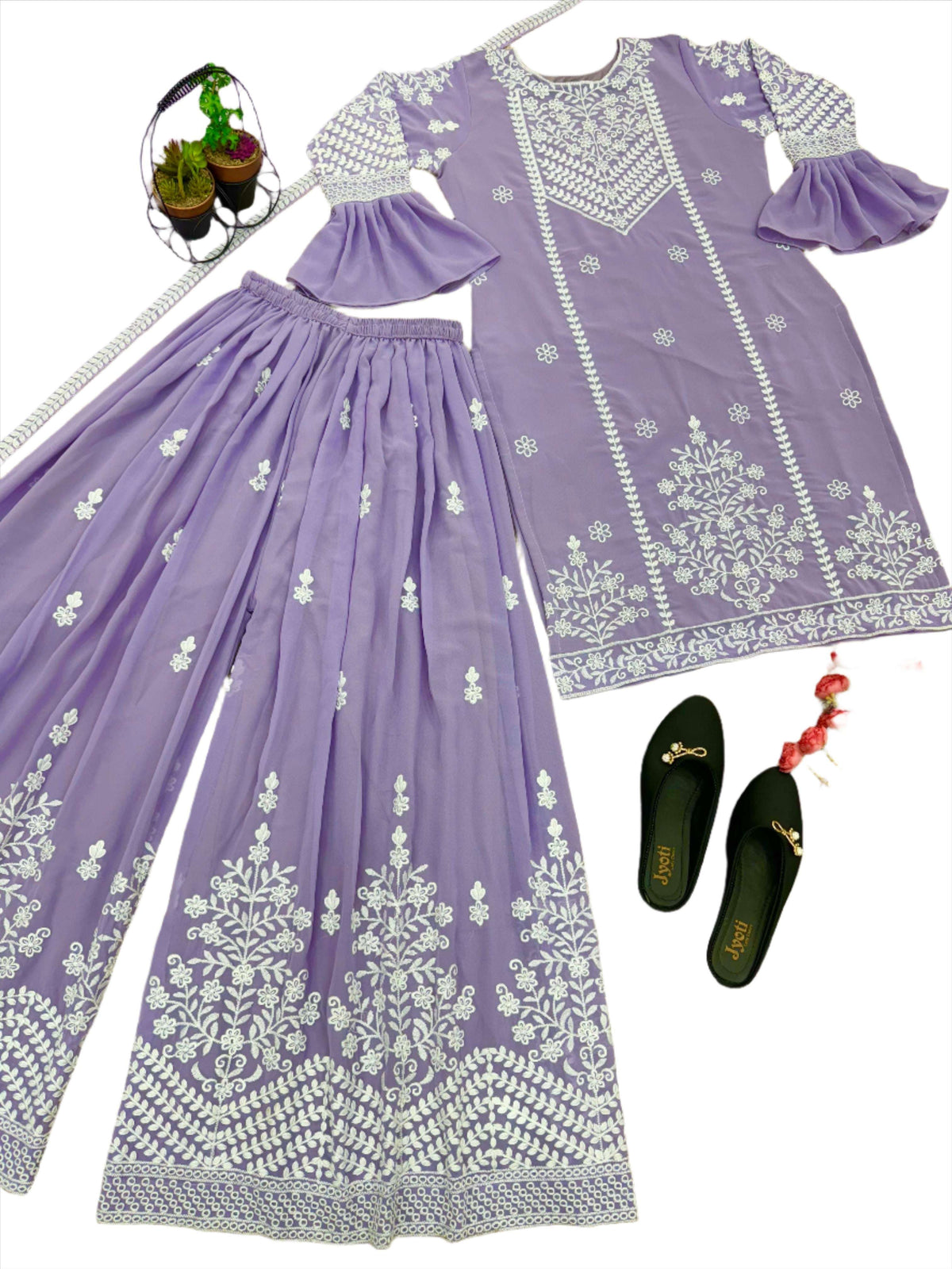 Heavy Embroidery Thread Work Outfit In Germany