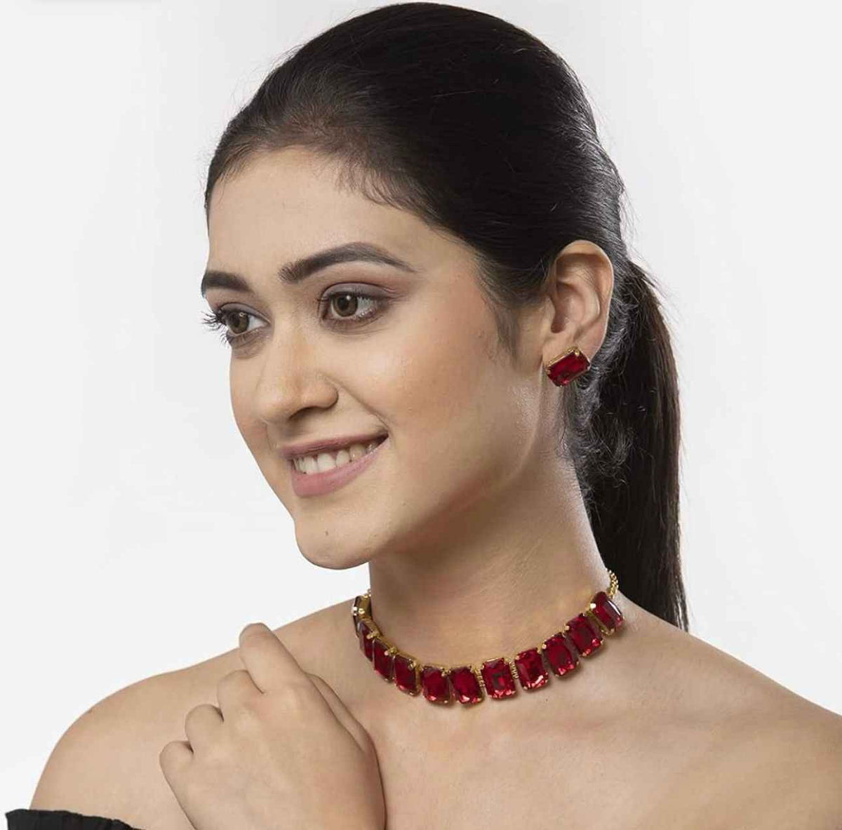 Red Choker Crystal Earrings Necklace in Germany