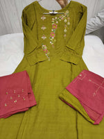 Chinon Weaving With Embroidery & Handwork With Full Inner