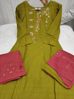 Chinon Weaving With Embroidery & Handwork With Full Inner