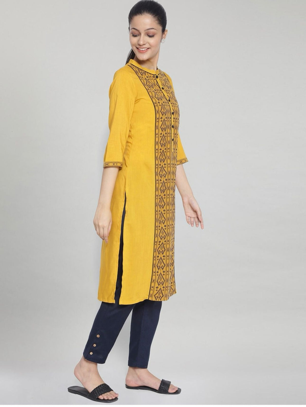 Women Yellow Ethnic Motifs Printed Kurta