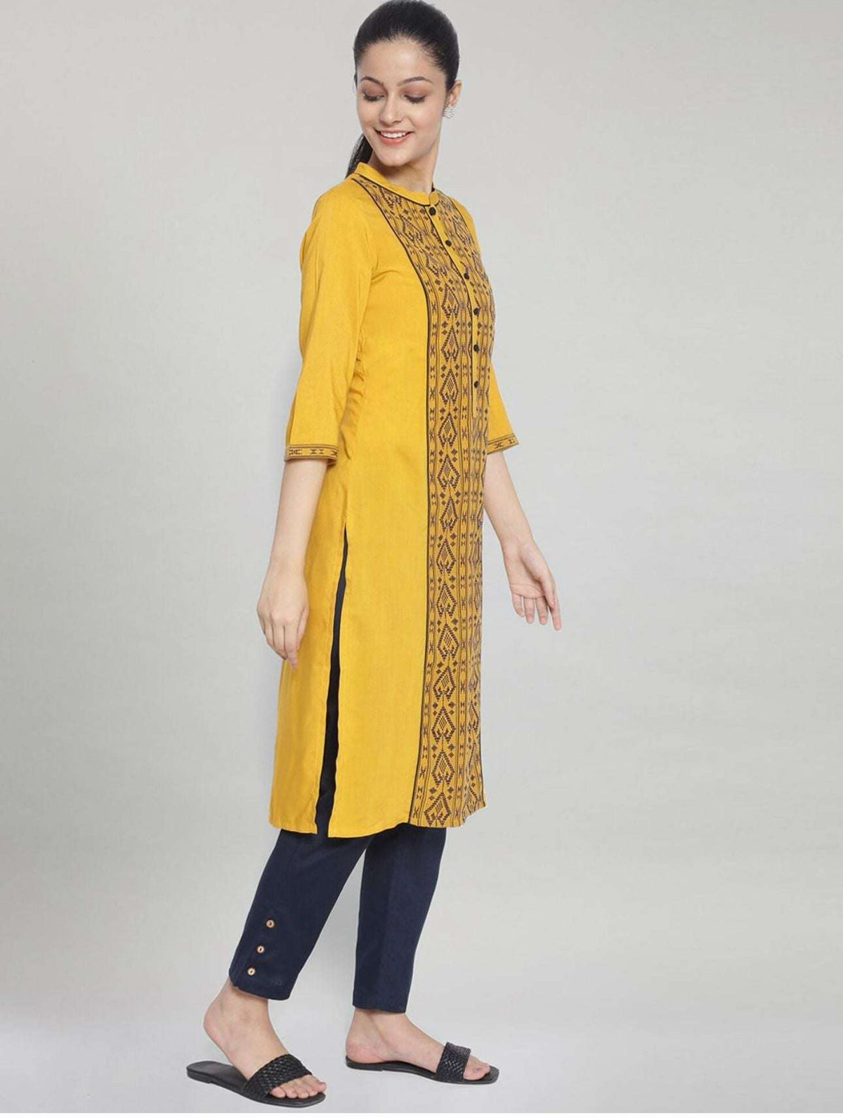 Women Yellow Ethnic Motifs Printed Kurta