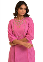 Embroidered kurta In Germany