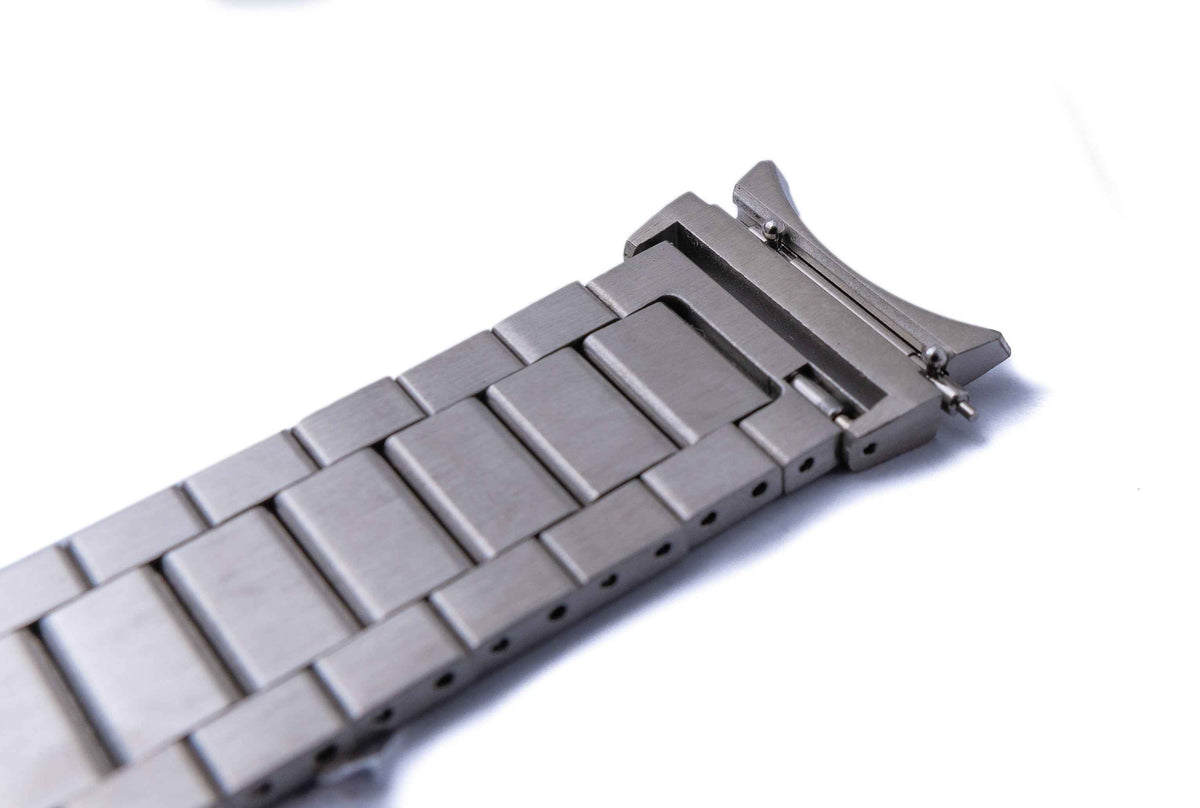 Armband 20 mm aus Metall für Samsung Galaxy Watch 4 Smartwatch in Grau | System-S