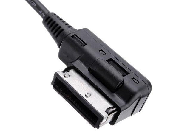 KFZ Auto für iPhone iPod 30-Pin Anschluss für VW Audi Media In AMI MDI | System-S