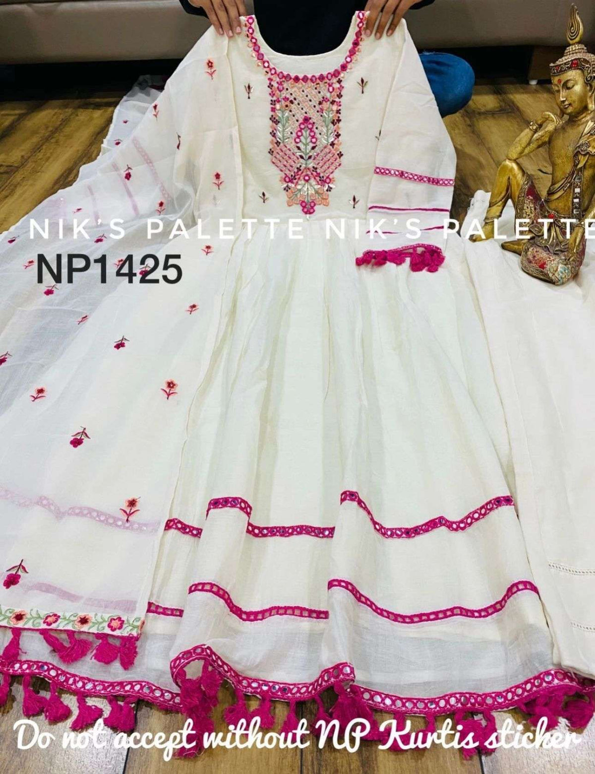 Holi Special Outfit In Germany