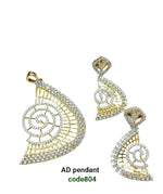 AD Pandent set with chain In Frankfurt