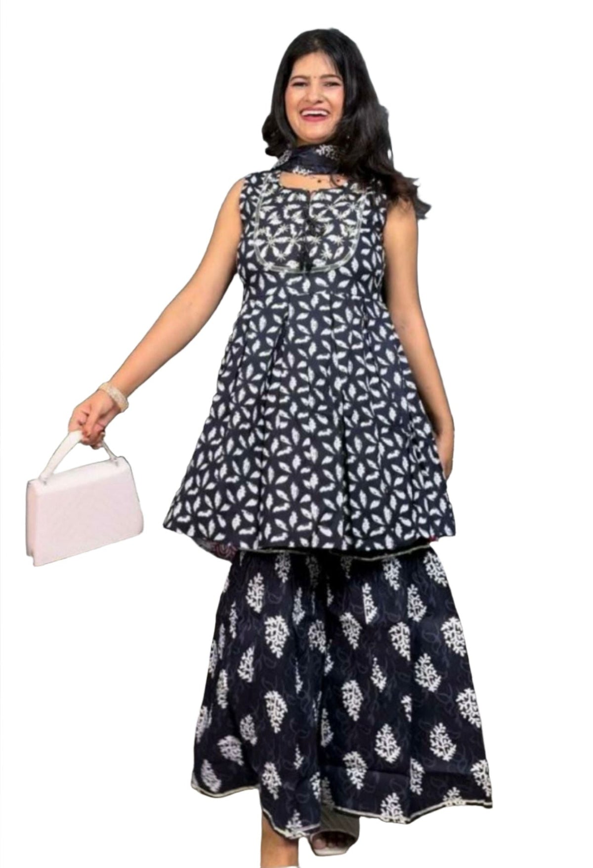 Kurta Sharara Set In Germany