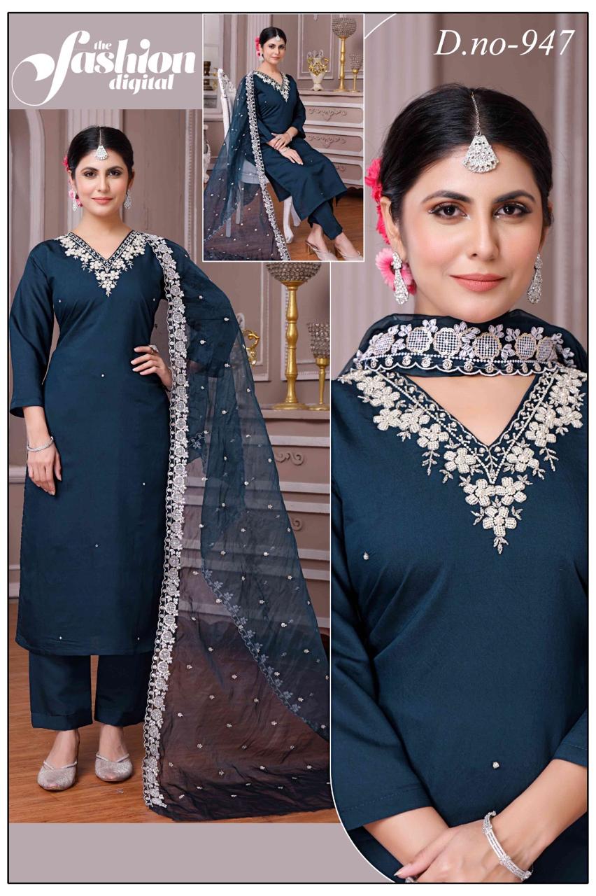 Handwork Suit Set In Essen