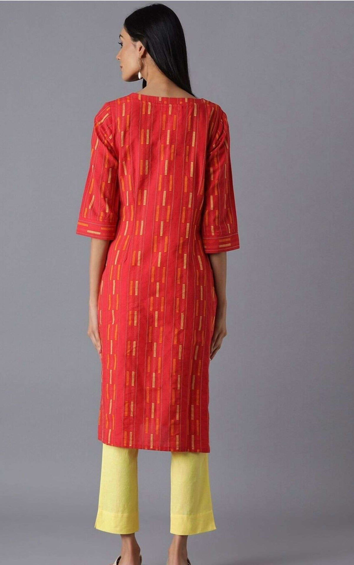 Red Printed Kurta in Germany