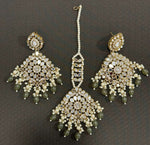 Mirror Kundan Earrings With Maang Tikka