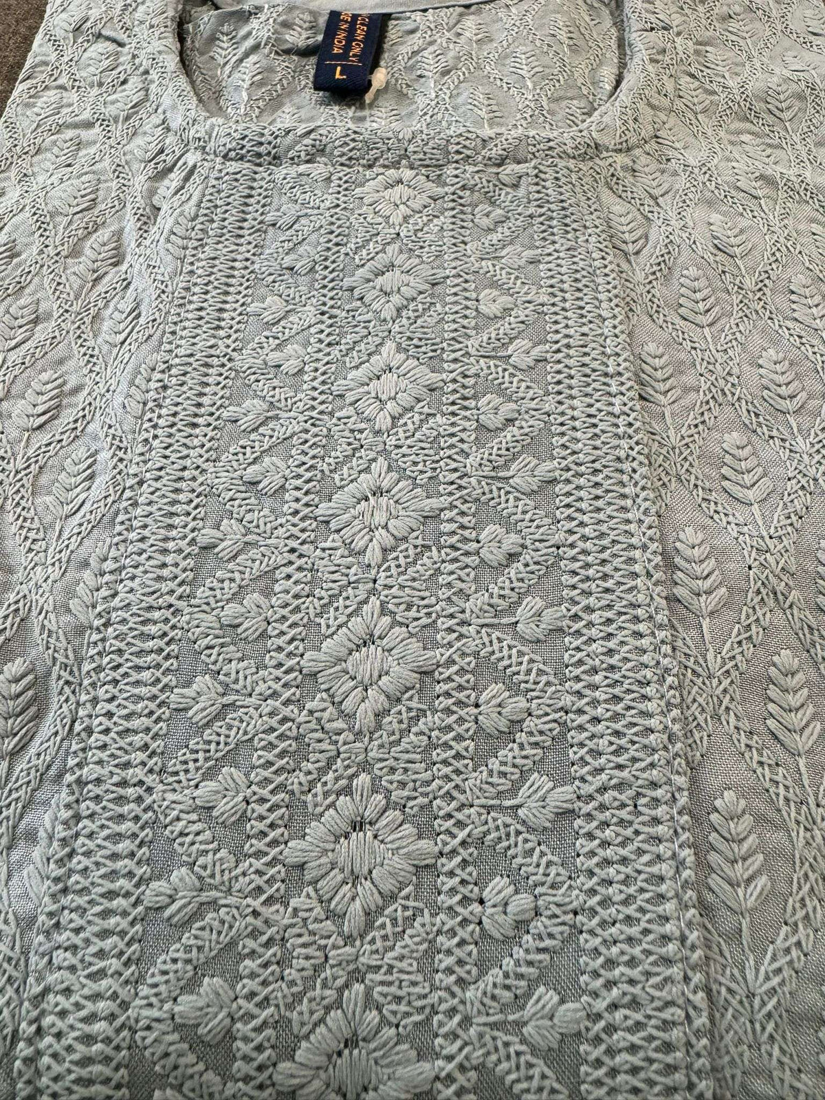 Women Grey Embroidered Chikankari Straight Kurta