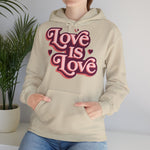 Love Is Love Hoodie – Retro Herz Pride Kapuzenpullover