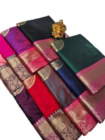 Aaradhna silk Saree with Wiving Gold Zari Green