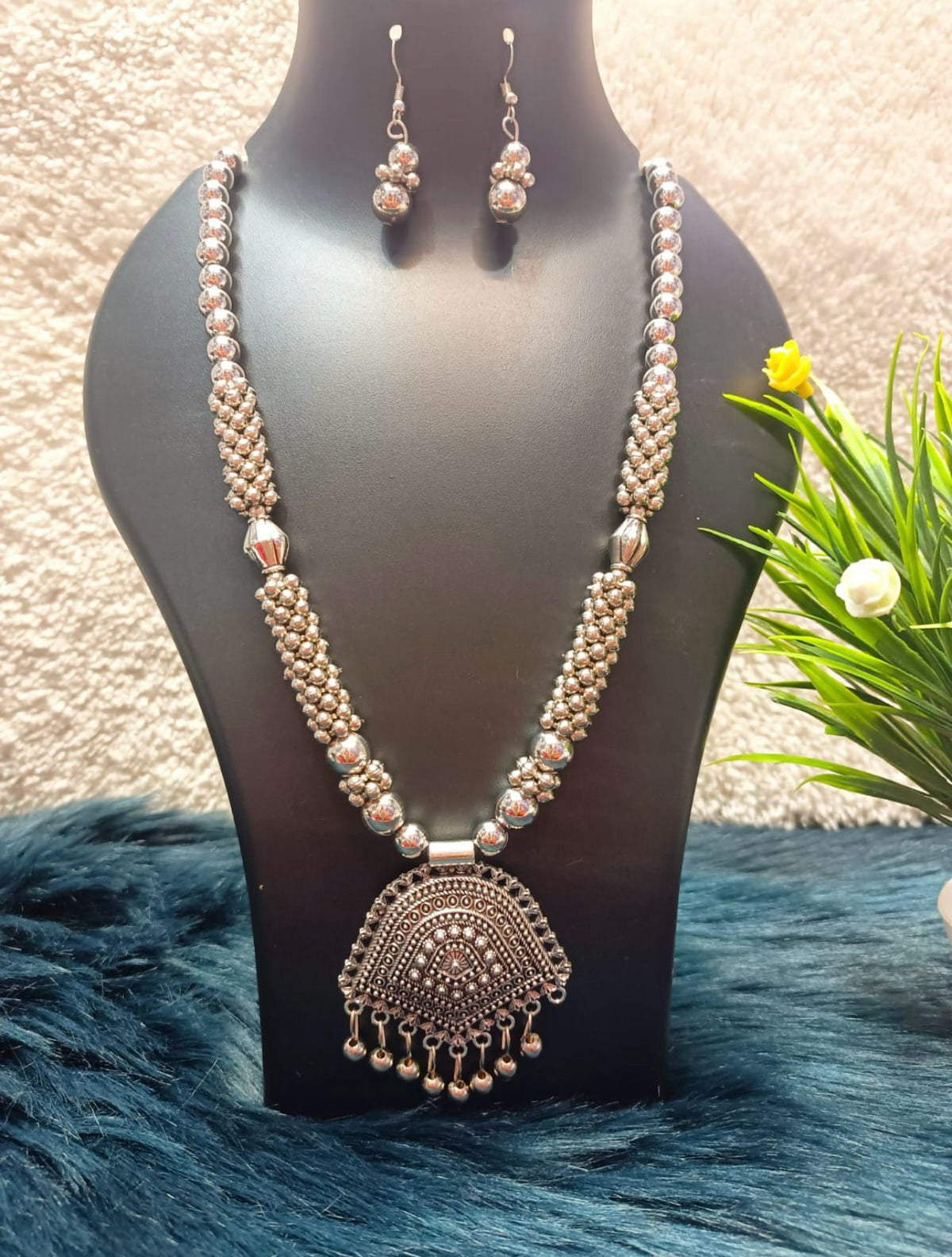 Silver-Plated Stone-Beaded Oxidized Necklace & Earrings Set