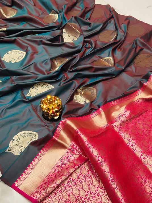 Aaradhna silk Saree with Wiving Gold Zari sky green