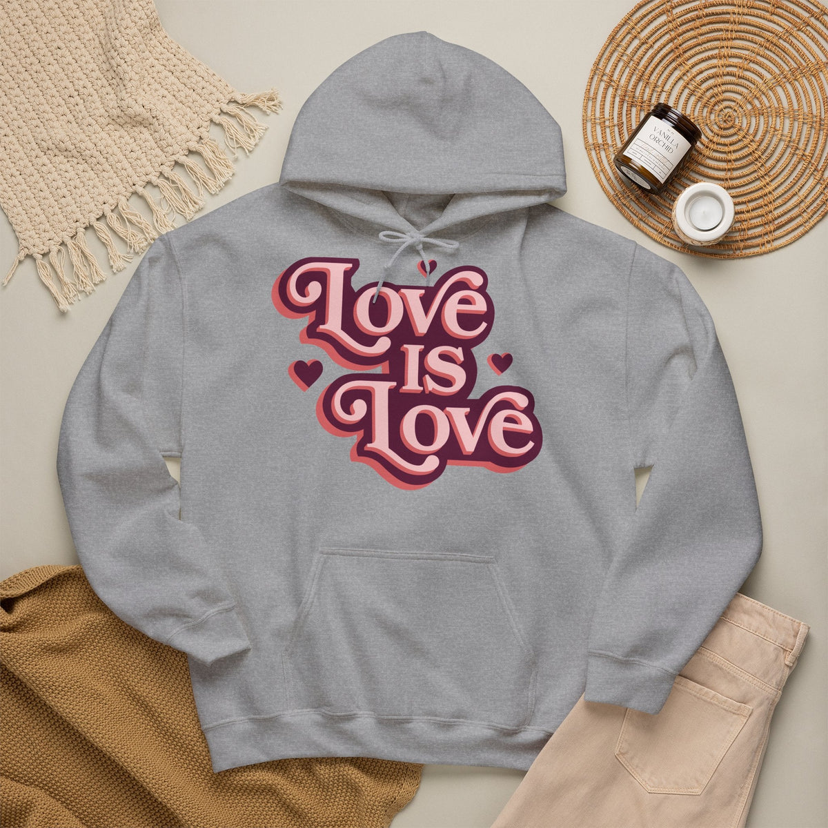 Love Is Love Hoodie – Retro Herz Pride Kapuzenpullover