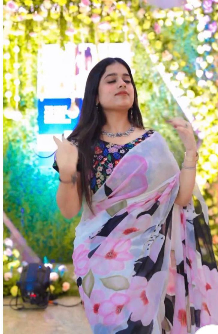 Soft gorgette party Stylish saree with digital blouse {unstitched}