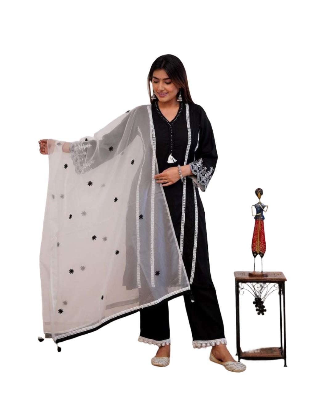 Kurta With Pant And Dupatta In Germany
