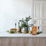 Handgeschnitzte Krippenszene mit Engel – Olivenholzskulptur aus Bethlehem (30 cm)
