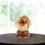 Heilige Familie im Kreis der Liebe – Handgeschnitzte Olivenholzskulptur aus Bethlehem (21 cm)