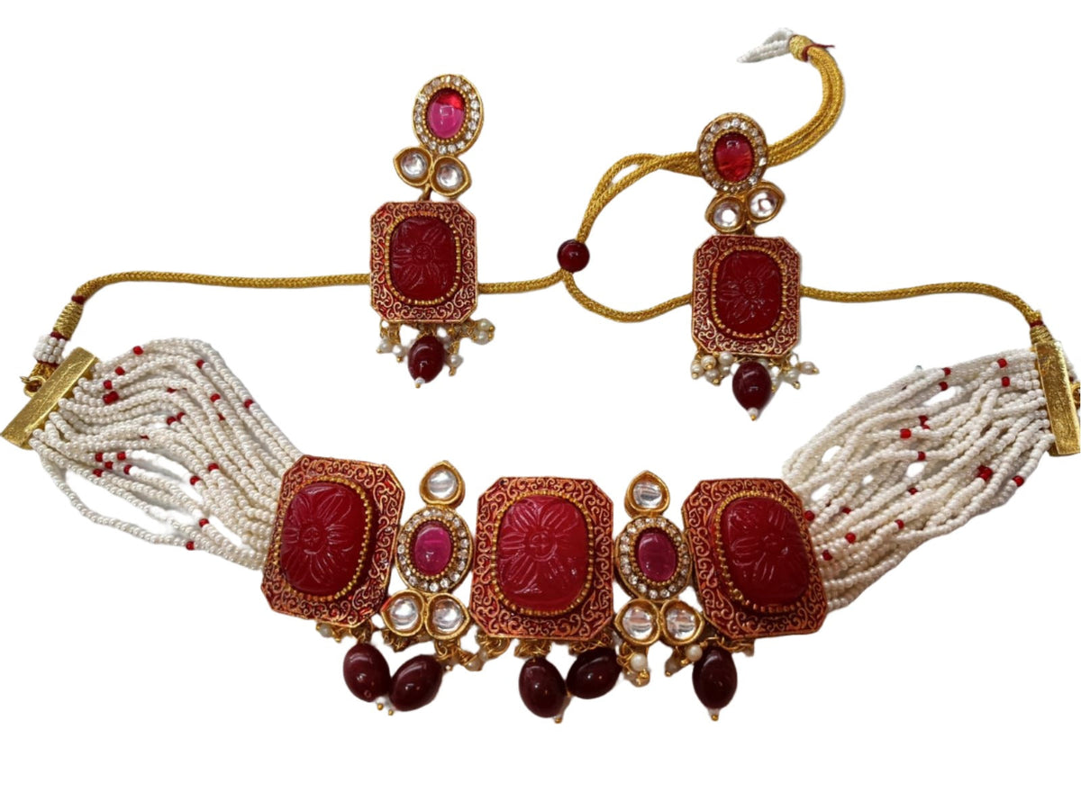 Handcrafted Necklace Set With Kundan And Beads