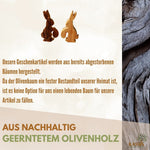 Osterhase mit Ei aus Olivenholz mit Rinde | Liebevolle Tischdeko & Osterdeko für Frühling und Ostern