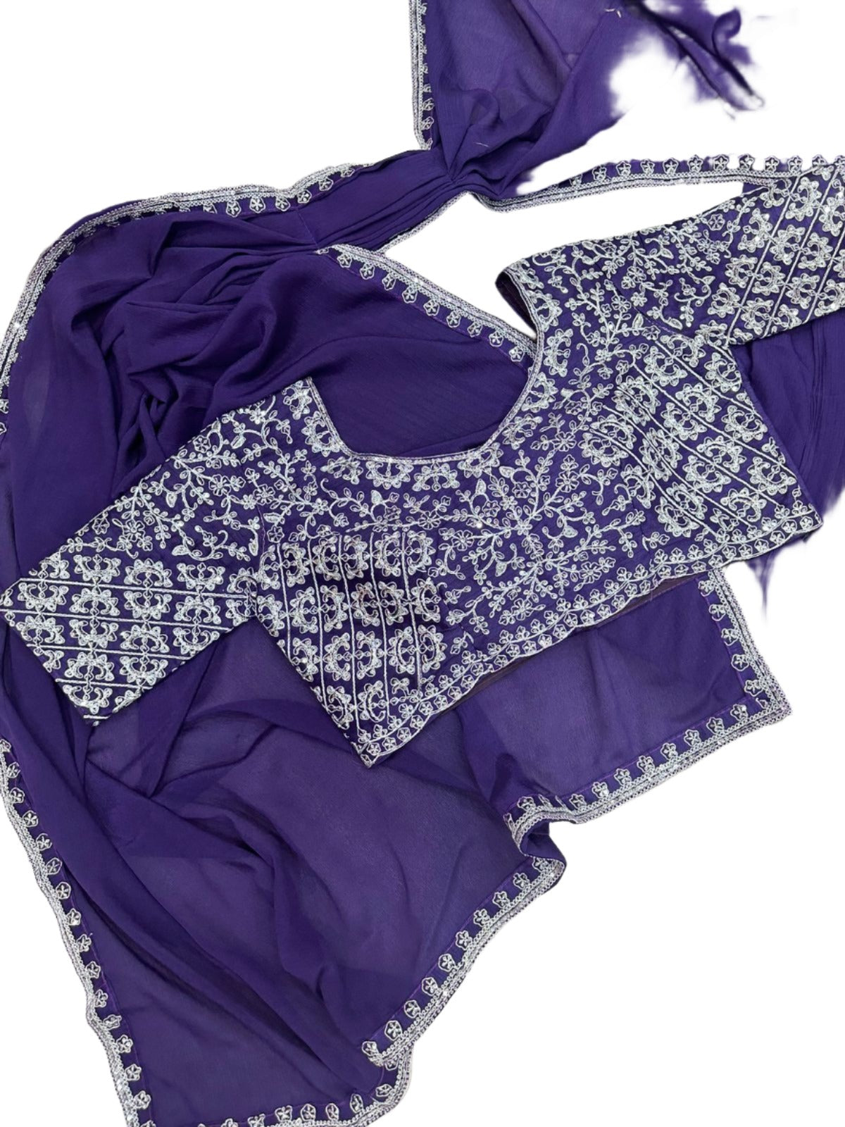 Ready To Wear Saree With Stitched Blouse In Berlin