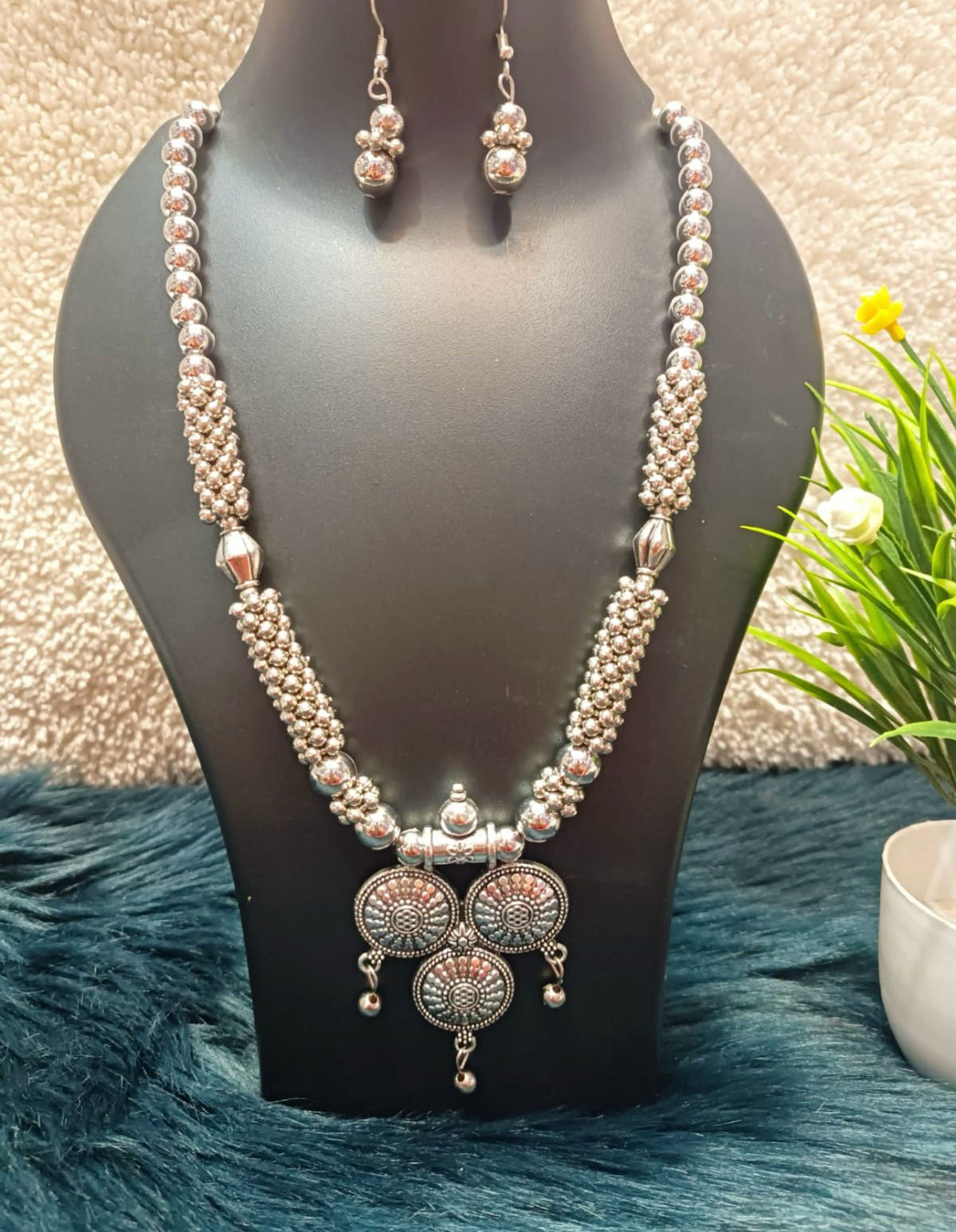 Silver-Plated Stone-Beaded Oxidized Necklace & Earrings Set