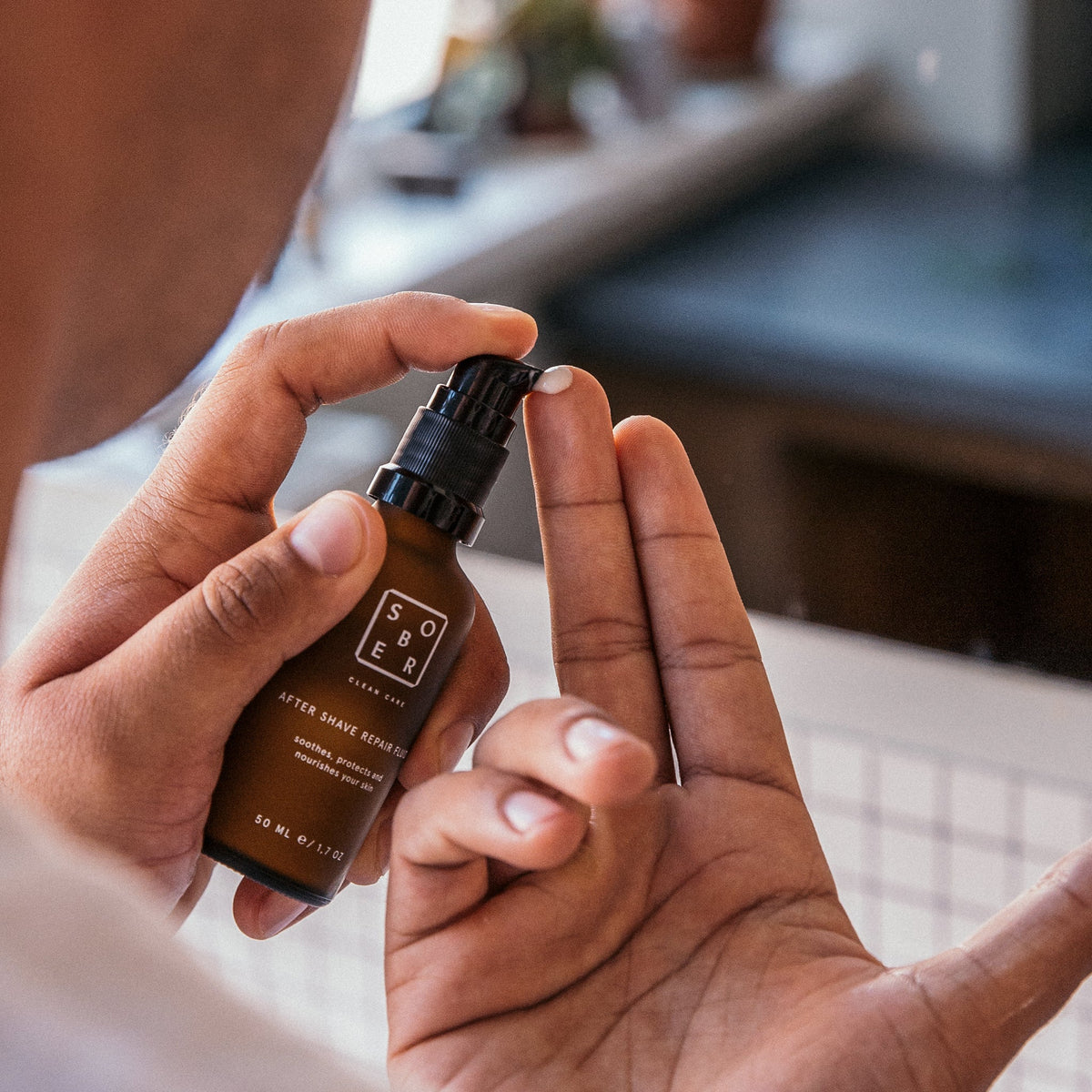 After Shave Repair Fluid