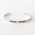 Armreif mit Gravur | Silber | Inhale - Exhale