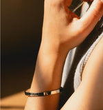 Armreif mit Gravur | Silber | Inhale - Exhale