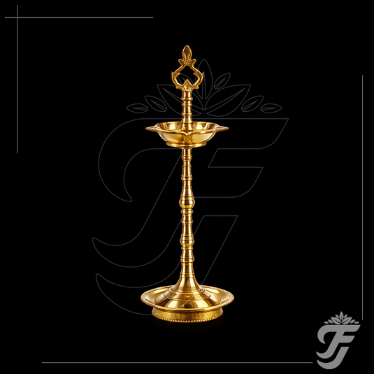 BRASS KARAIKUDI VILAKKU product image 1