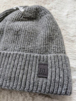 Beanie Mütze HI gefüttert mit Umschlag flauschig aus 100% Viskose Grau
