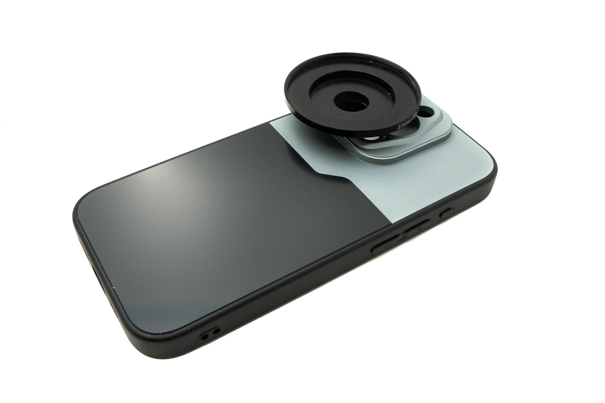Objektiv Hülle 52 mm kompatibel mit Effekt Linse mit Gewinde für iPhone 15 Pro in Schwarz Grau | System-S