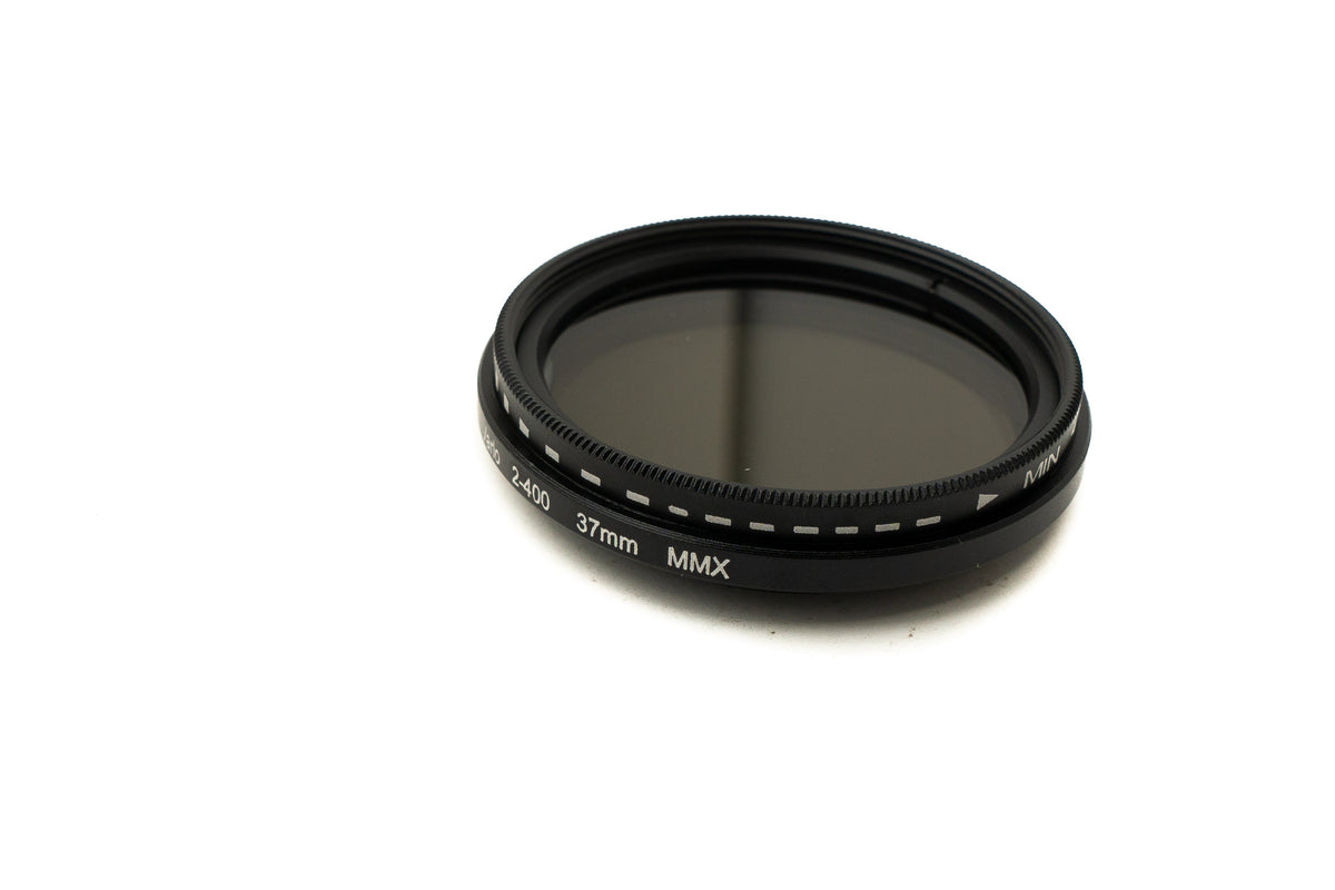 ND Vario Filter 37 mm 2 bis 400 Neutraldichte mit Gewinde Hülle für iPhone 15 Pro | System-S