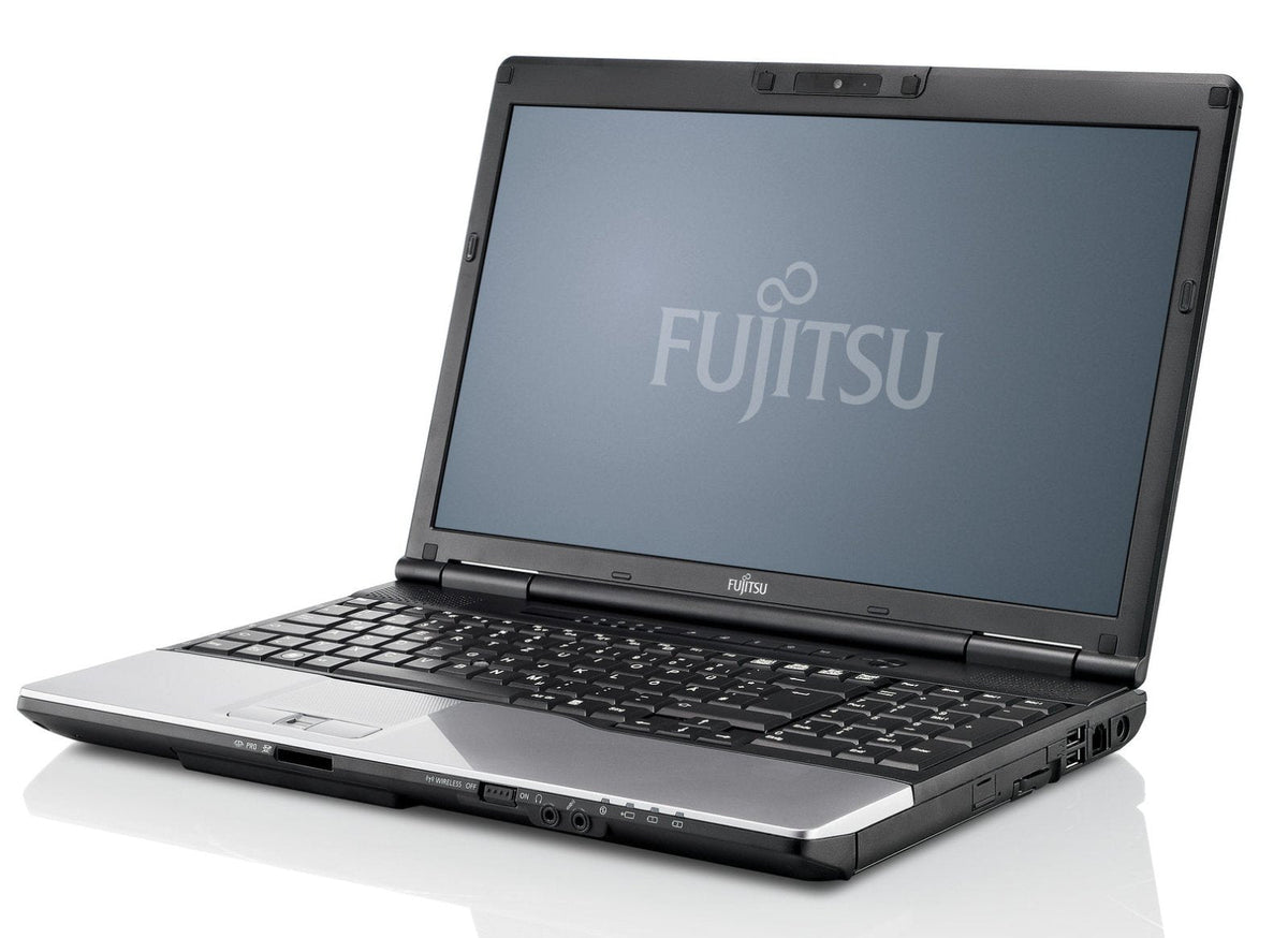 Fujitsu Lifebook E782 15,6 Zoll 1600x900 HD+ Intel Core i5 256GB SSD 8GB Windows 10 Pro DVD Brenner