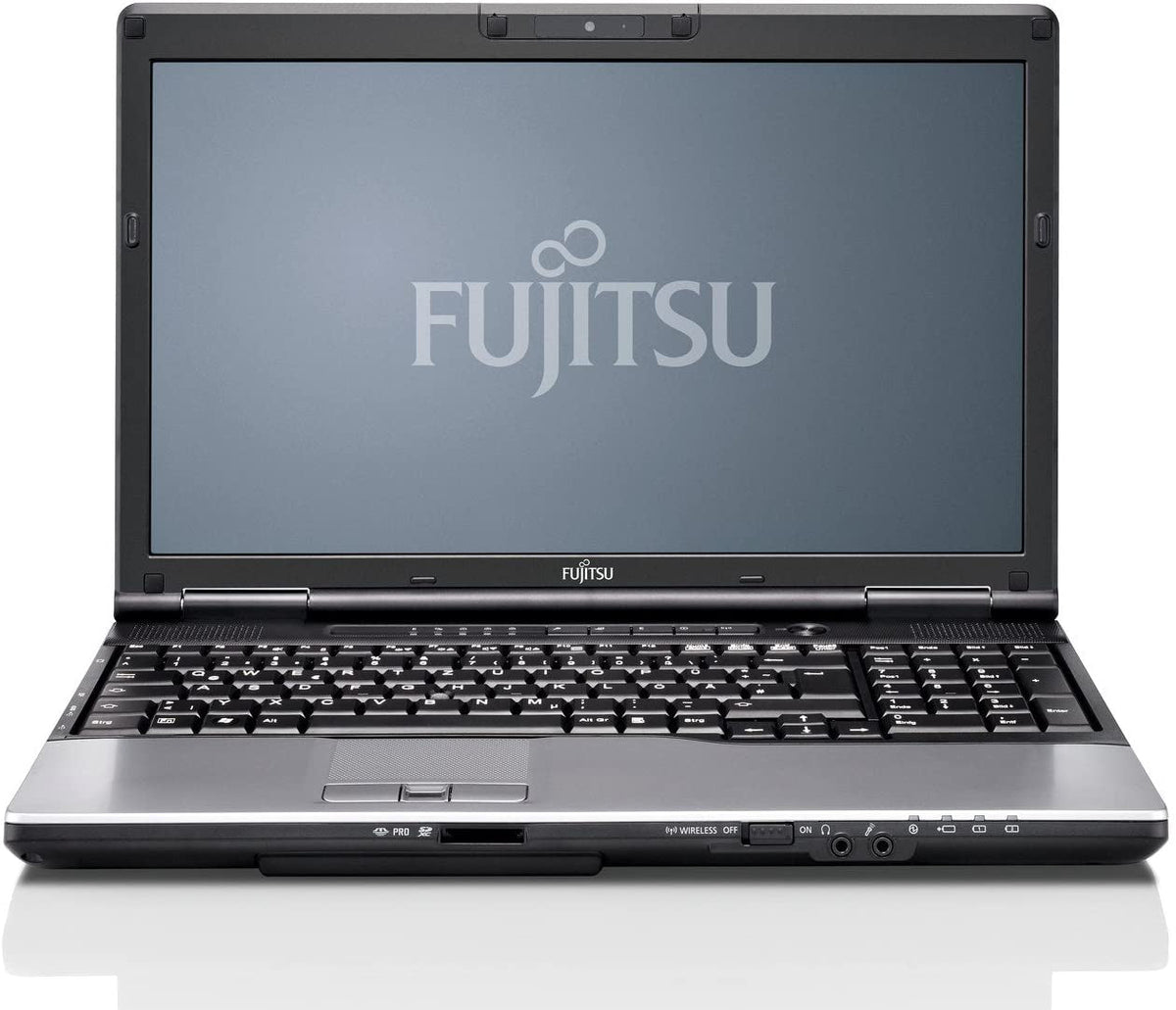 Fujitsu Lifebook E782 15,6 Zoll 1600x900 HD+ Intel Core i5 256GB SSD 8GB Windows 10 Pro DVD Brenner