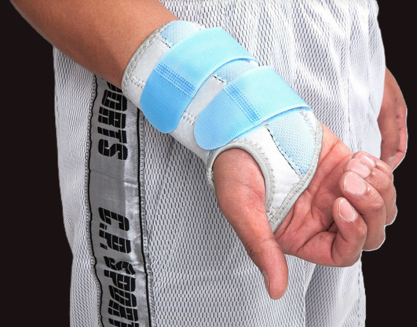 Handgelenkstütze Elastisch Deluxe aus weichem und wärmenden Neopren - C.P. Sports - T32