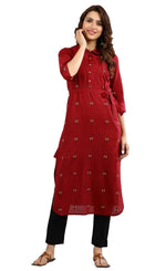 Red collar yarn dyed kurti in berlin